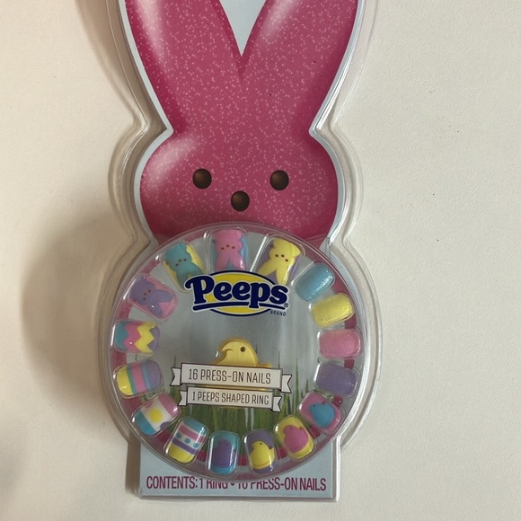 Peeps 6 Piece Lip Set & Press On Nails Set New in Padk - Picture 5 of 6